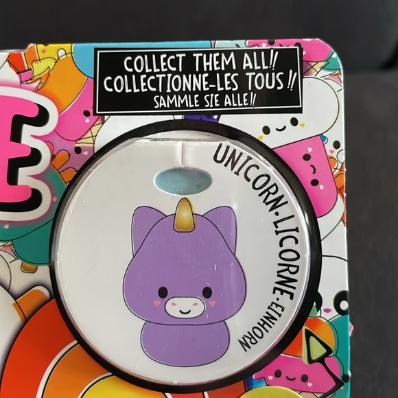 Fluffie Stuffiez small *UNICORN* Pull Fluff to Reveal Surprise Plush Underneath - Picture 2 of 7